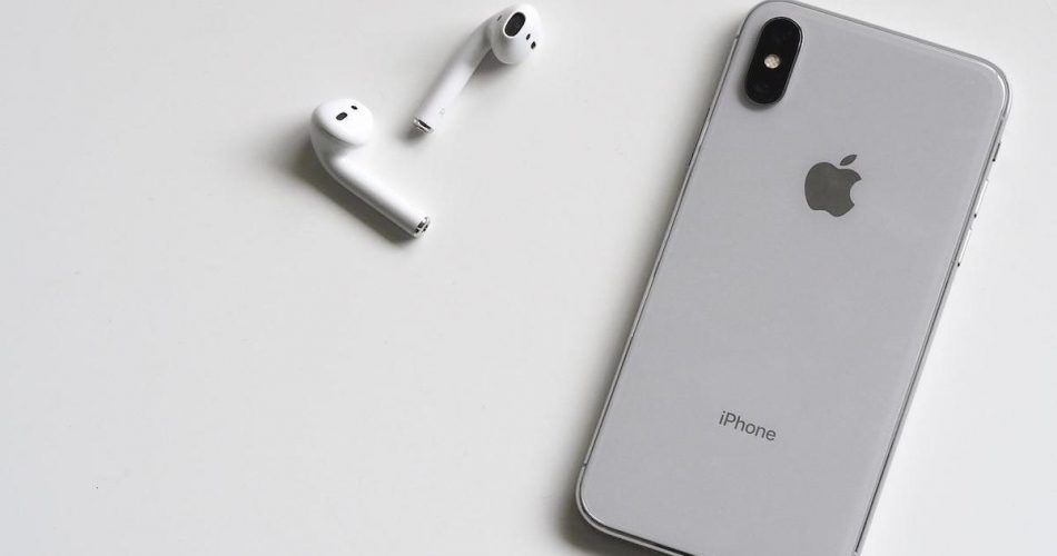 airpods keep disconnecting