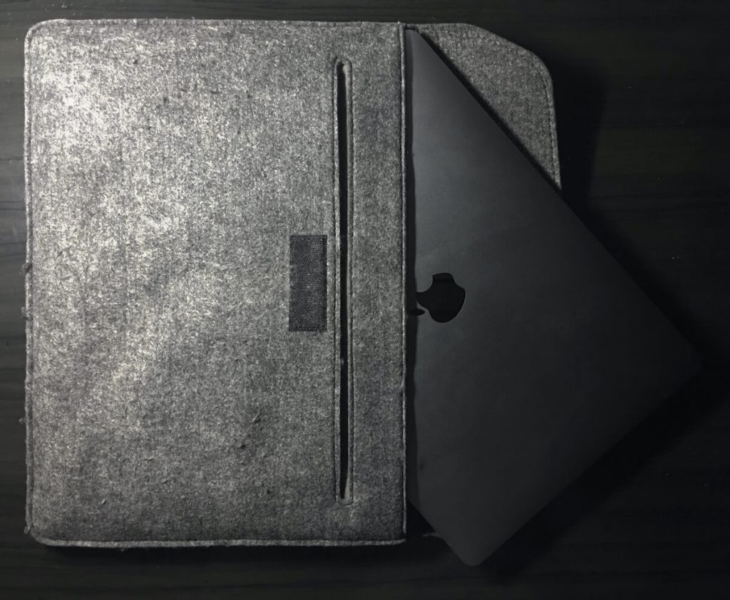 Best Macbook Air Cases [Lightweight]