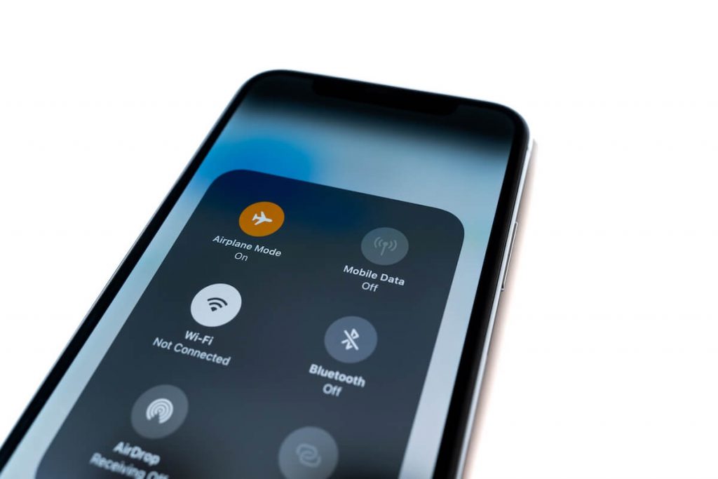How to Turn on the iPhone Airplane Mode? A Complete Guide