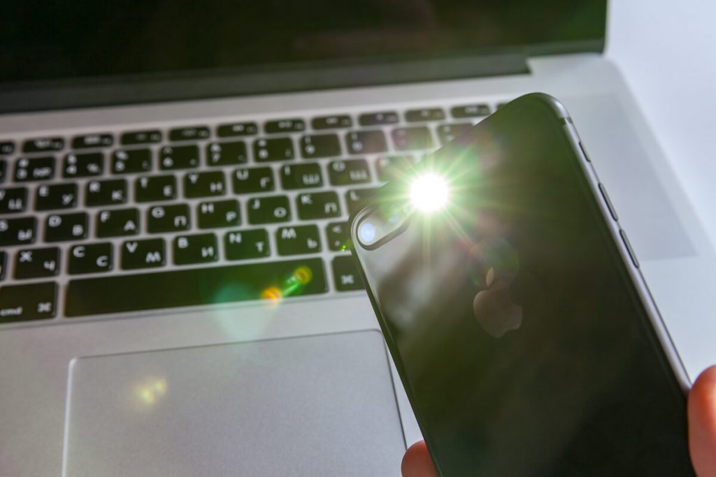 10 Proven Methods to Fix iPhone Flashlight Not Working