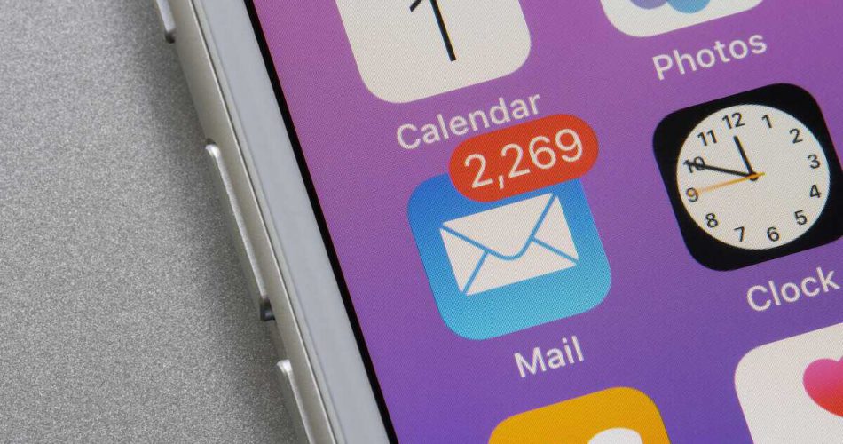 how to stop emails going to junk iphone